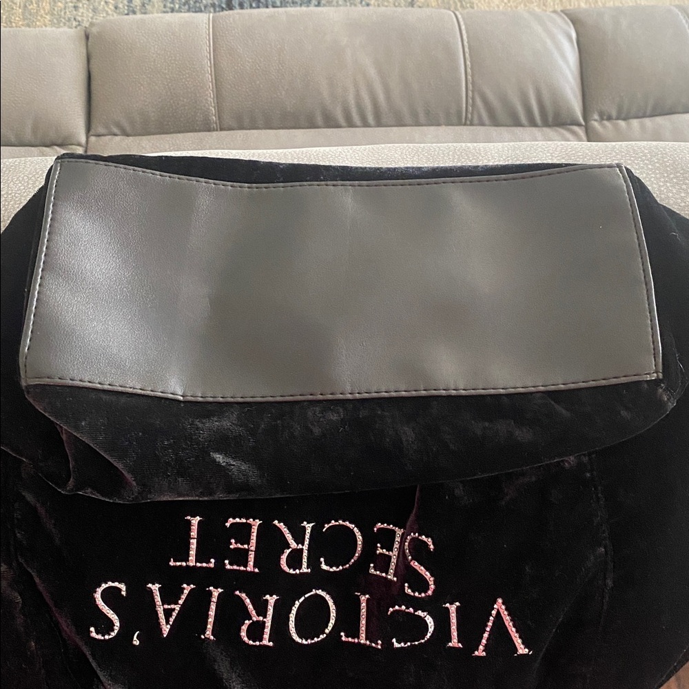 🔴SOLD🔴Victoria's Secret Black Velvet Tote - Picture 8 of 8